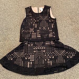 By Debra "Lace" Girls 2 Skirt & Top Set Size Girls Medium- Like New